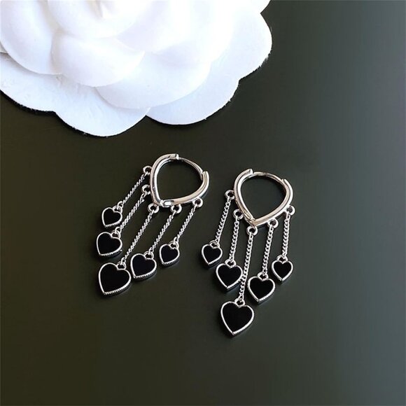 Trendy Coadipress Black Heart Hoop Earrings For Women's - Picture 4 of 5
